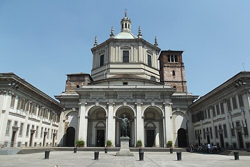 Façade of Basilica Maggiore di san Lorenzo in Milan